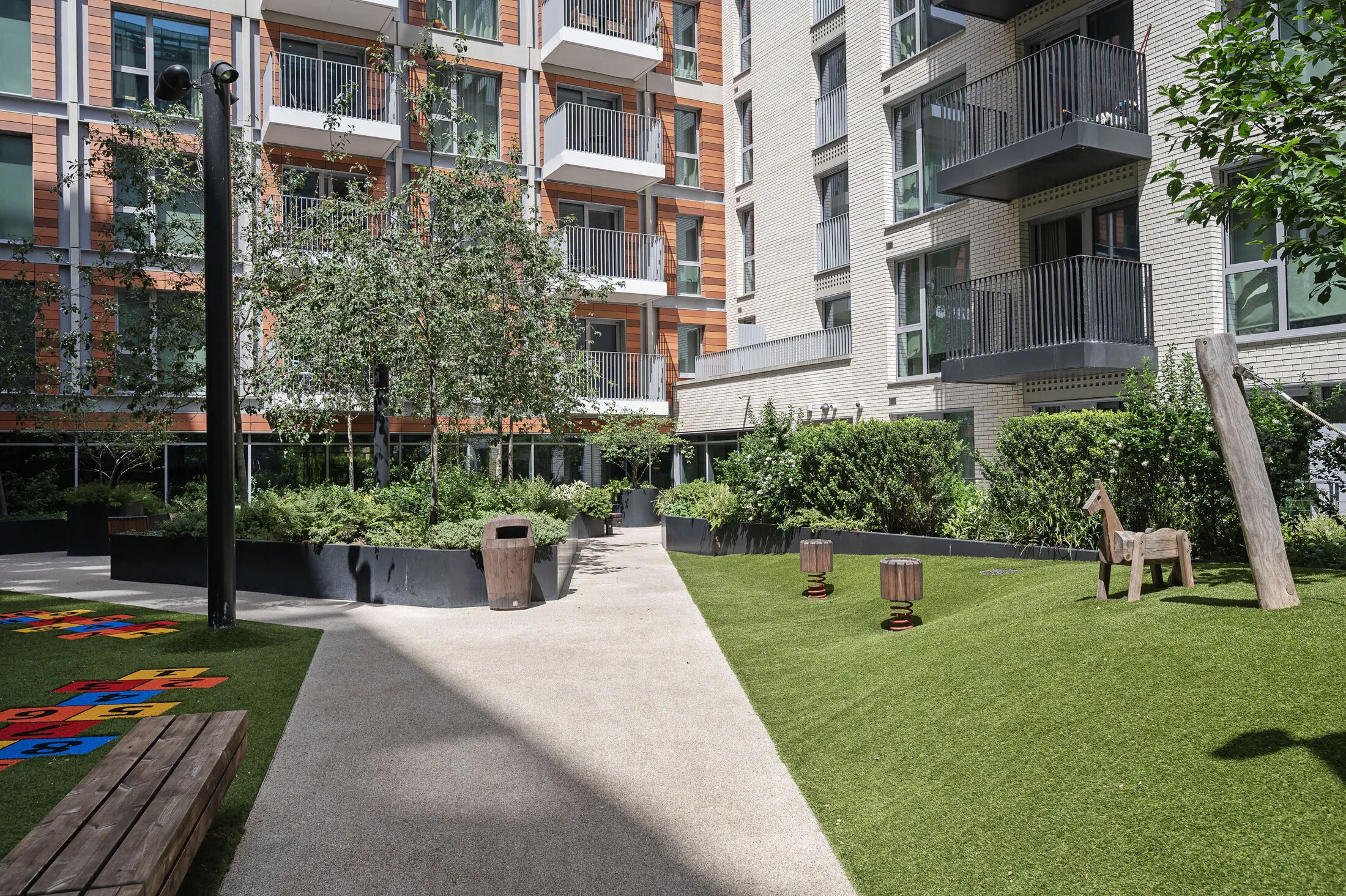 Flat New Mill Road in Greater London