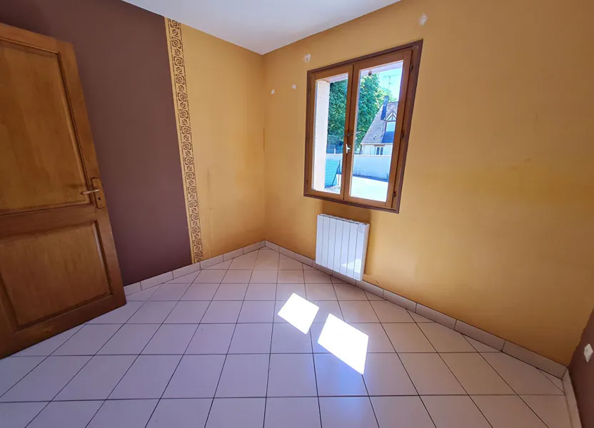 Flat Rue Jules Coignard in Pacy-sur-Eure