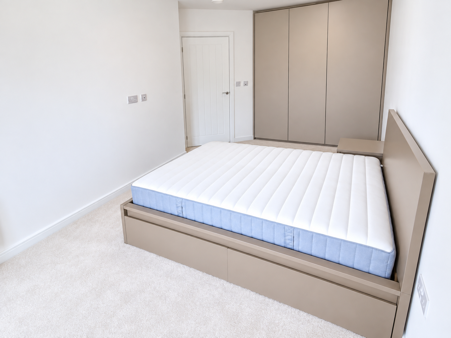 Flat Marmion Road in Newcastle upon Tyne