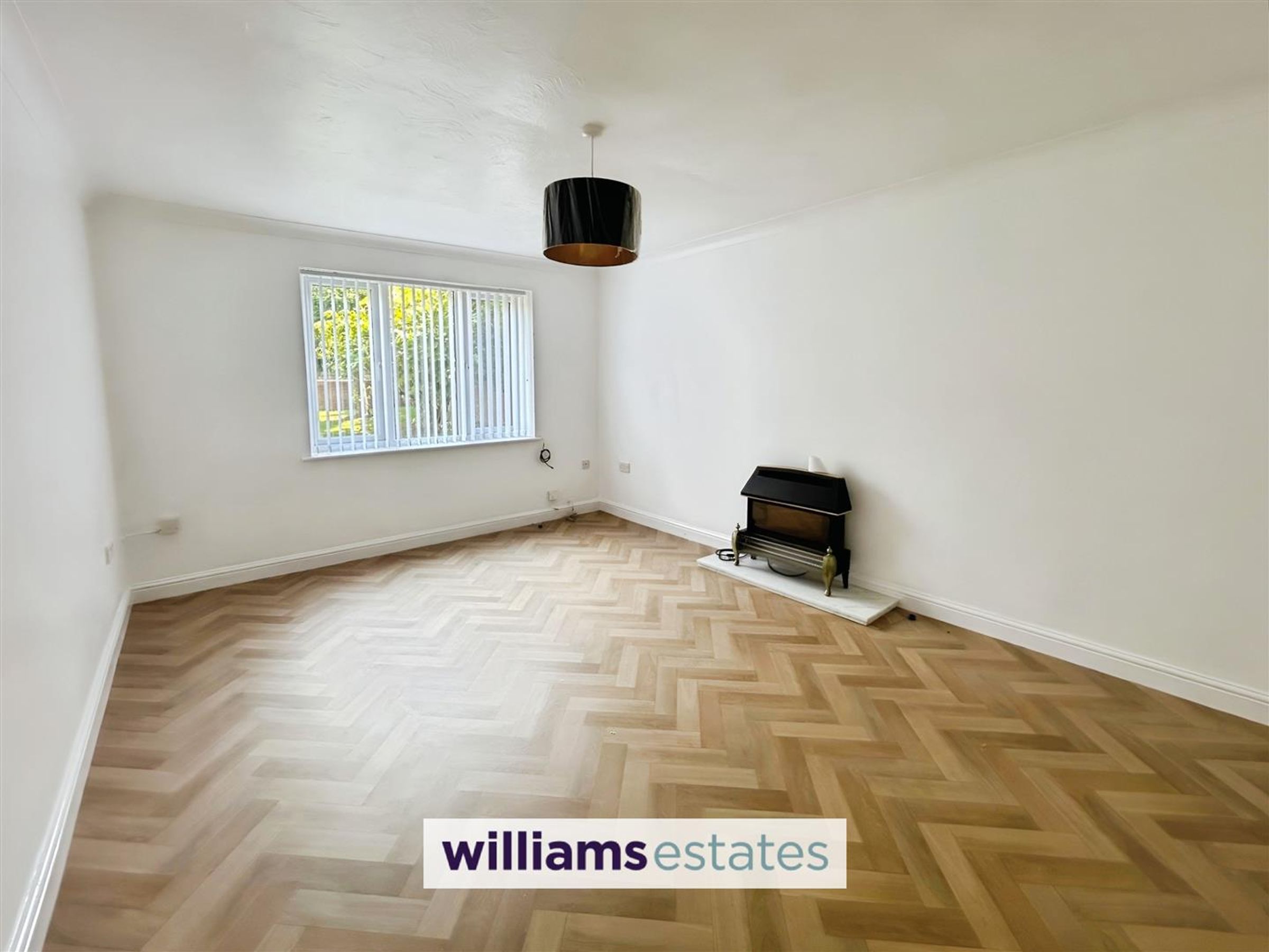 Flat Mostyn Avenue in Prestatyn