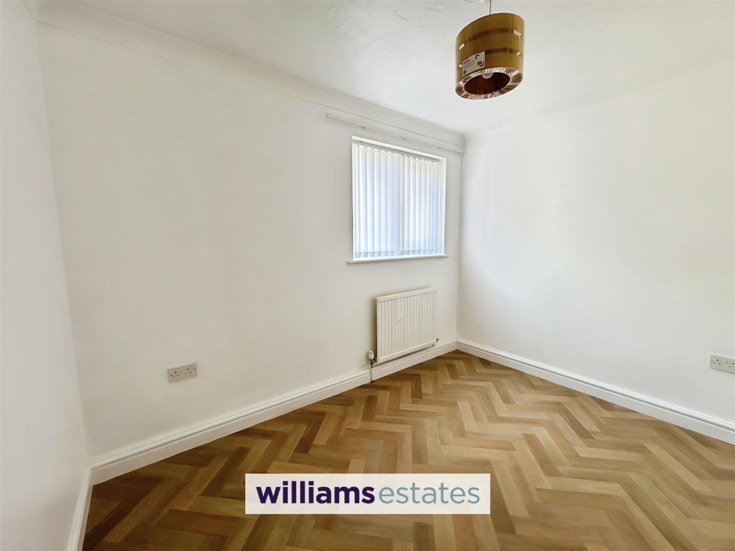 Flat Mostyn Avenue in Prestatyn