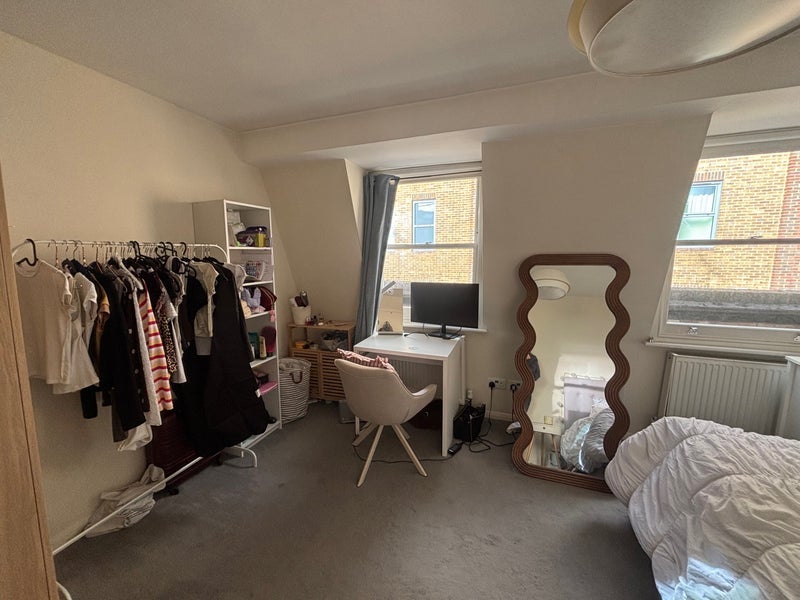 Room Saint Michael's Street in City of Westminster