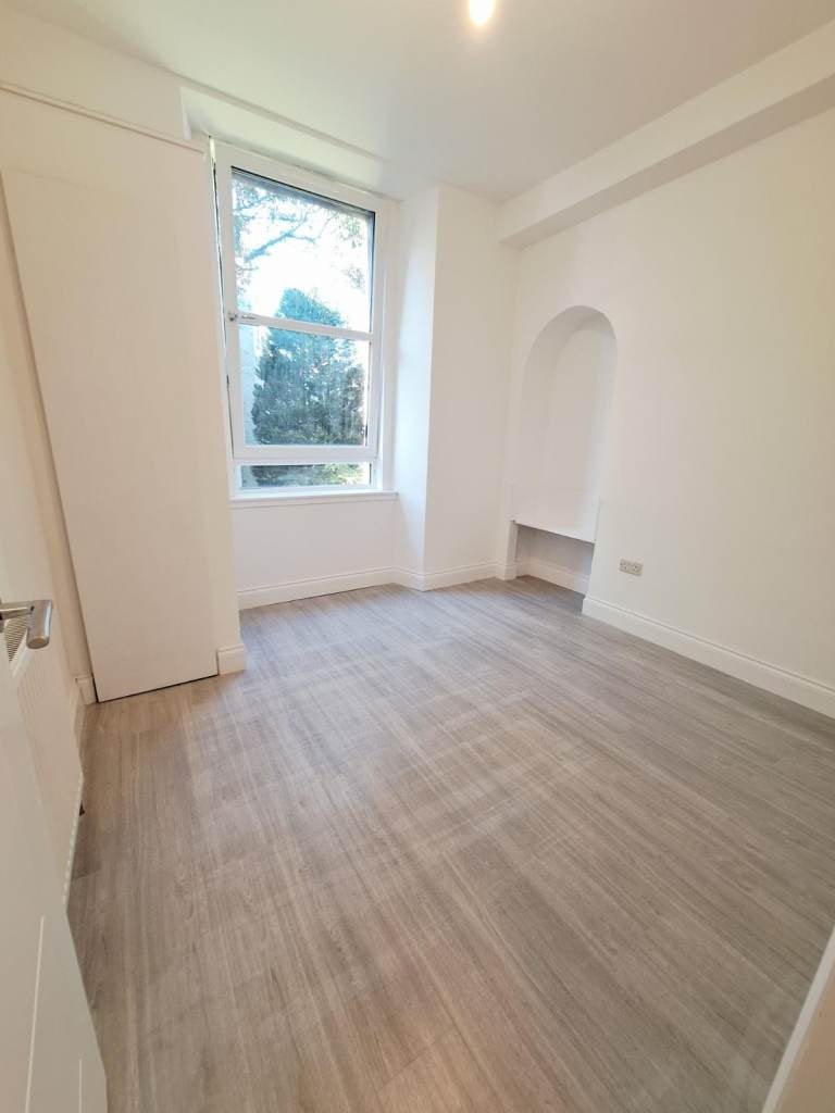 Flat Caledonian Place in City of Edinburgh