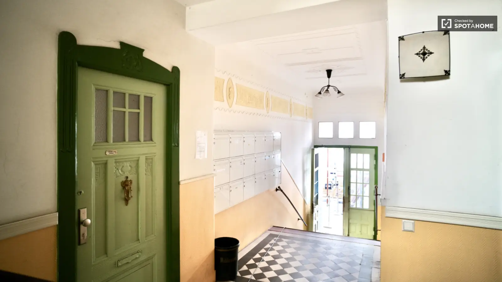 Wohnung Hiddenseer Straße in Berlin