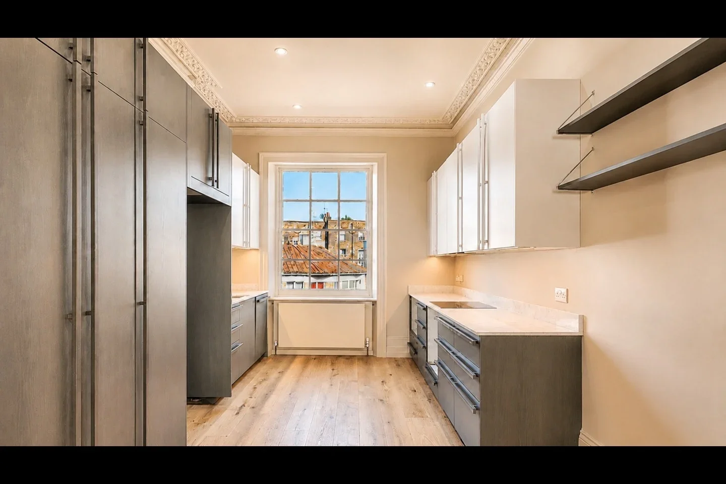 Flat Belsize Road in Greater London