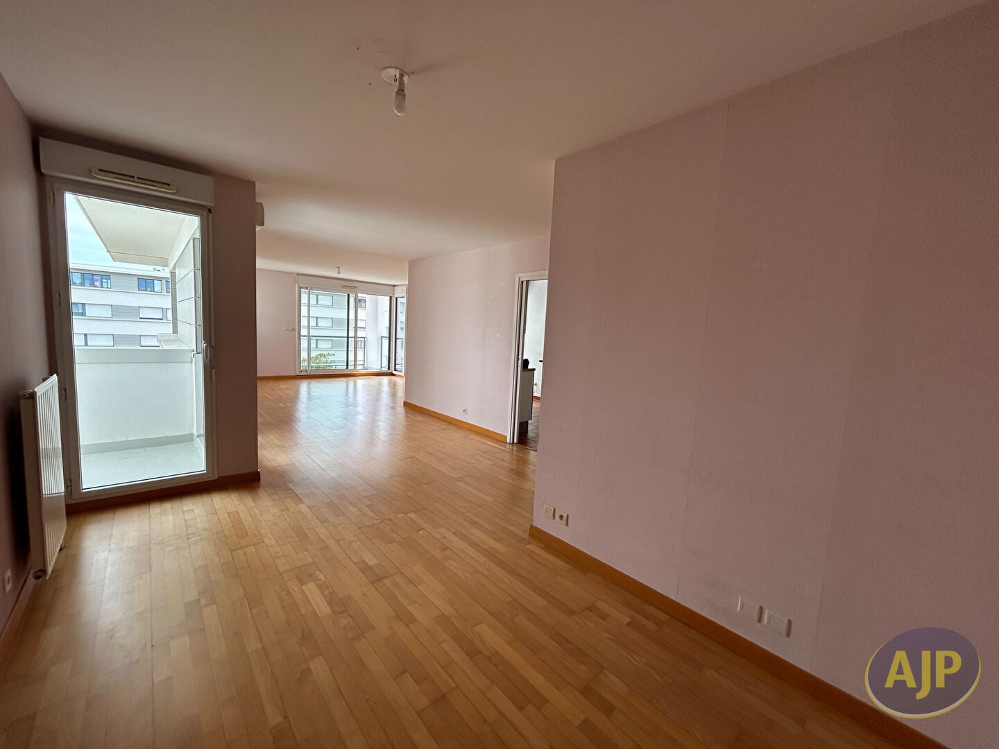 Appartement D 107.6 à Courbehaye