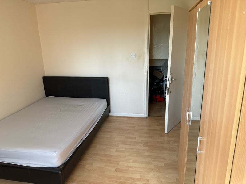 Room Beckway Street in Greater London