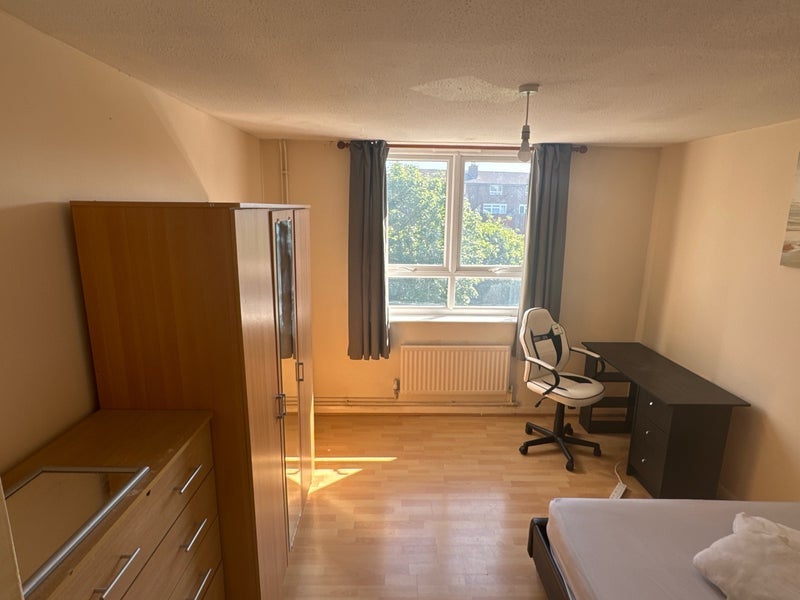 Room Beckway Street in Greater London
