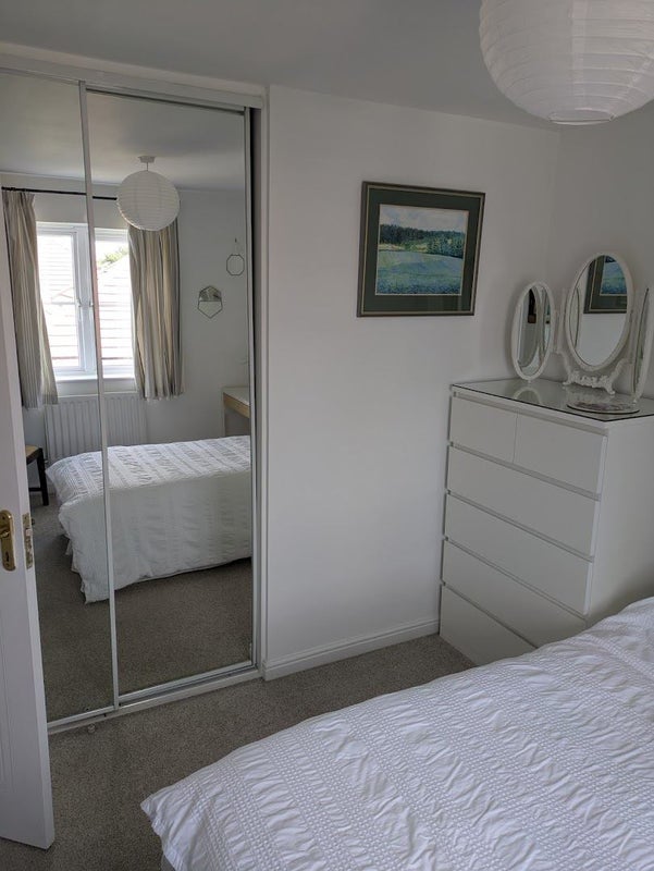 Room Robin Gardens in Christchurch