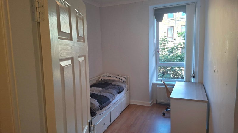 Room Regent Moray Street in Glasgow