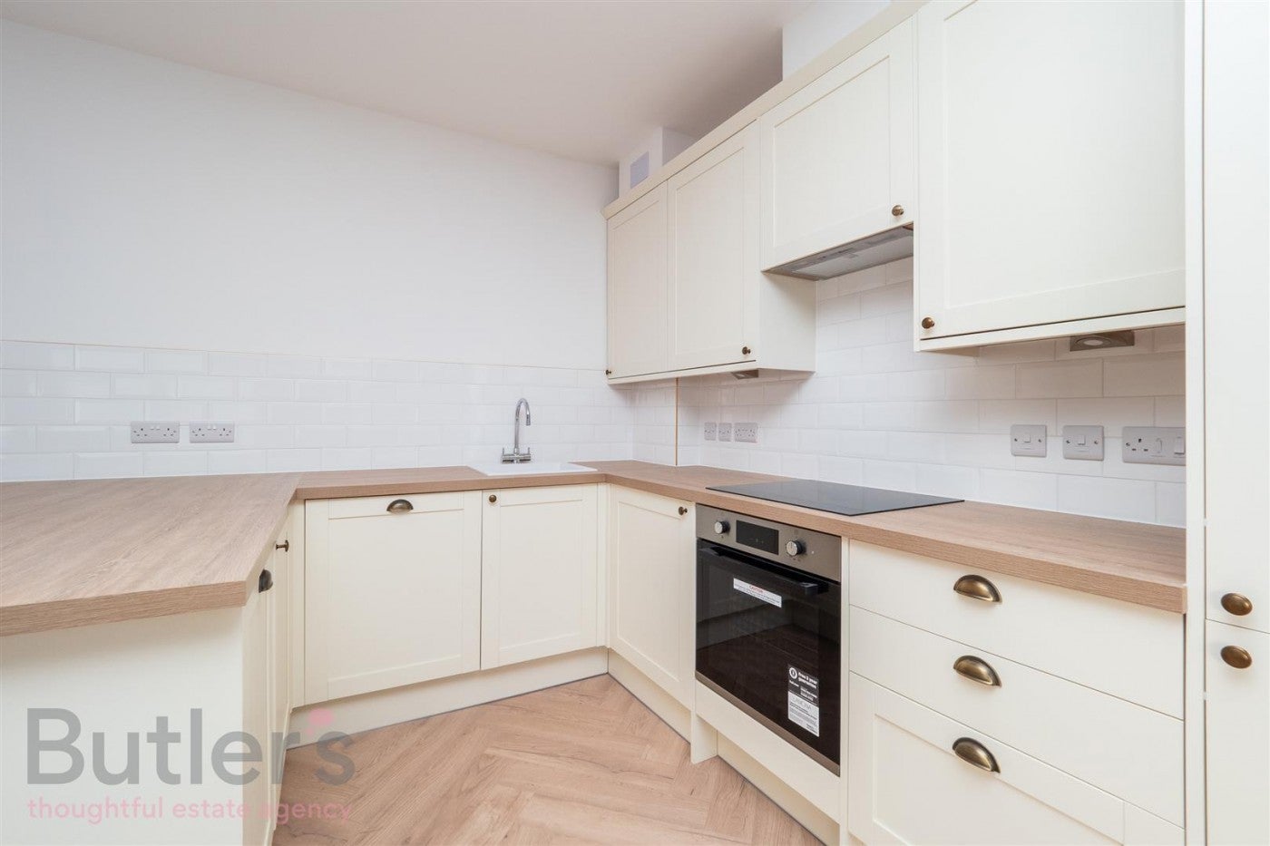Flat West Street in Epsom and Ewell