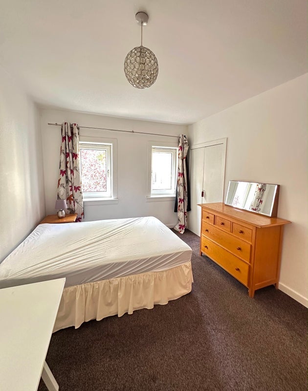 Room Canongate in City of Edinburgh