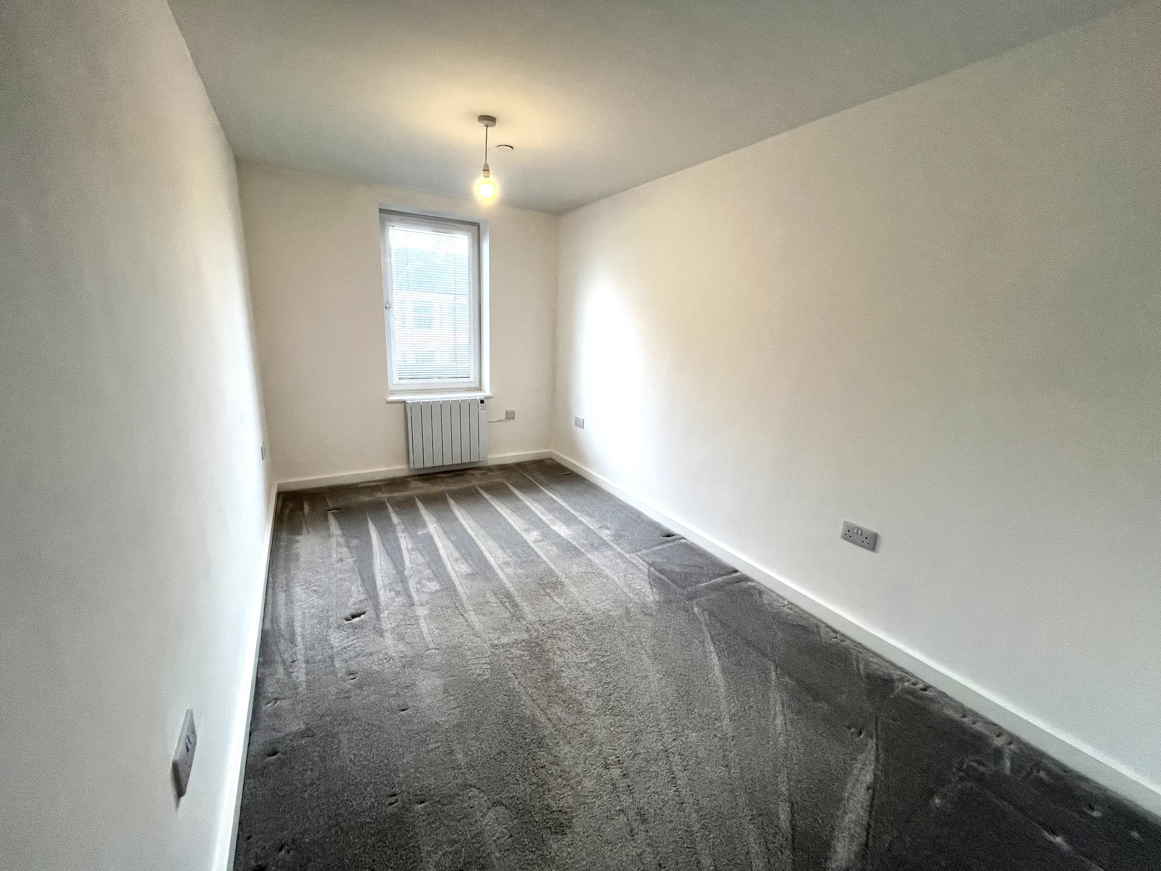 Flat Cowbridge Road East in Cardiff