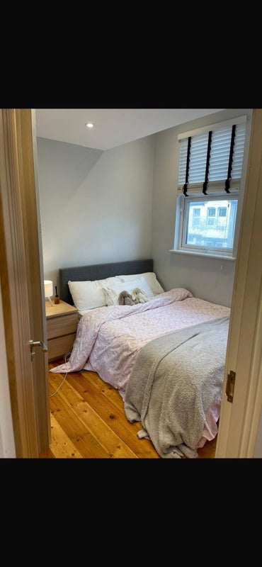 Room Marian Road in Greater London