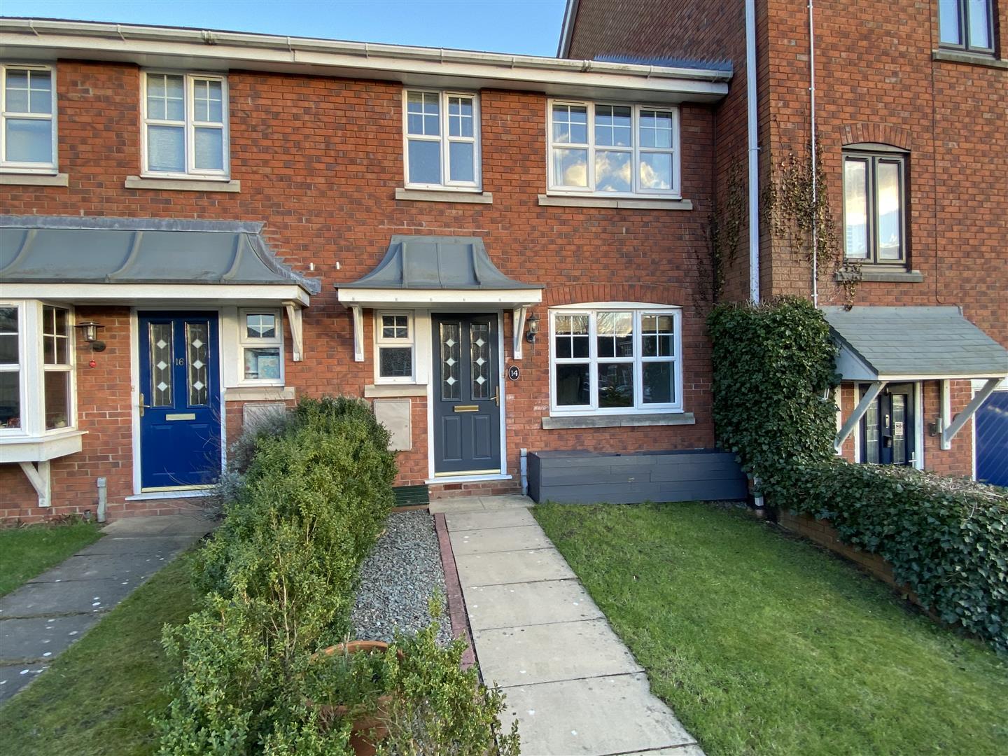 House Oulton Road in Stone