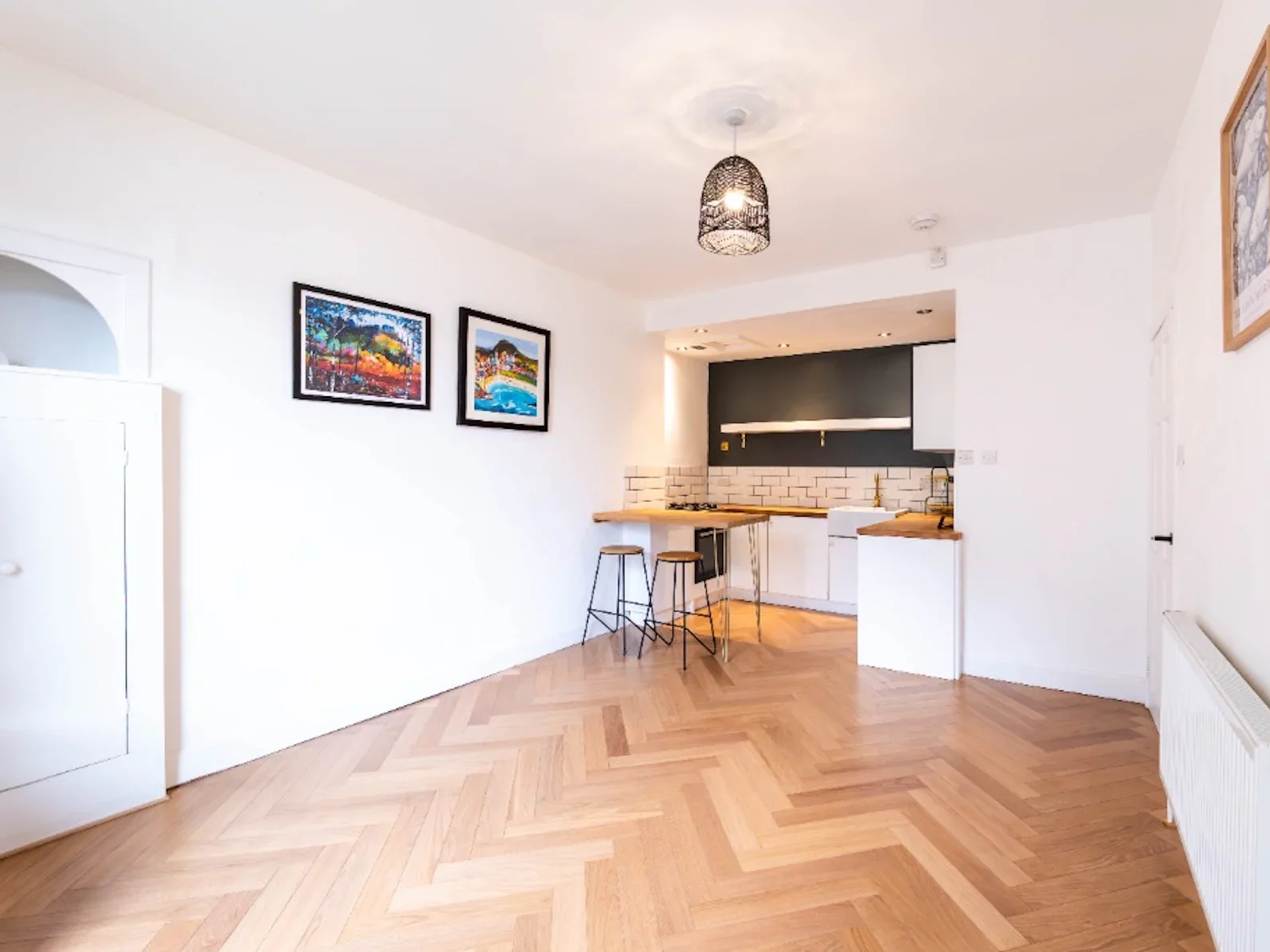Flat Lyne Street in Edinburgh