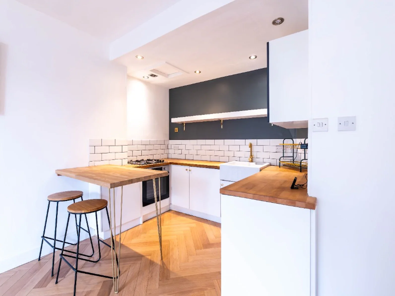Flat Lyne Street in Edinburgh