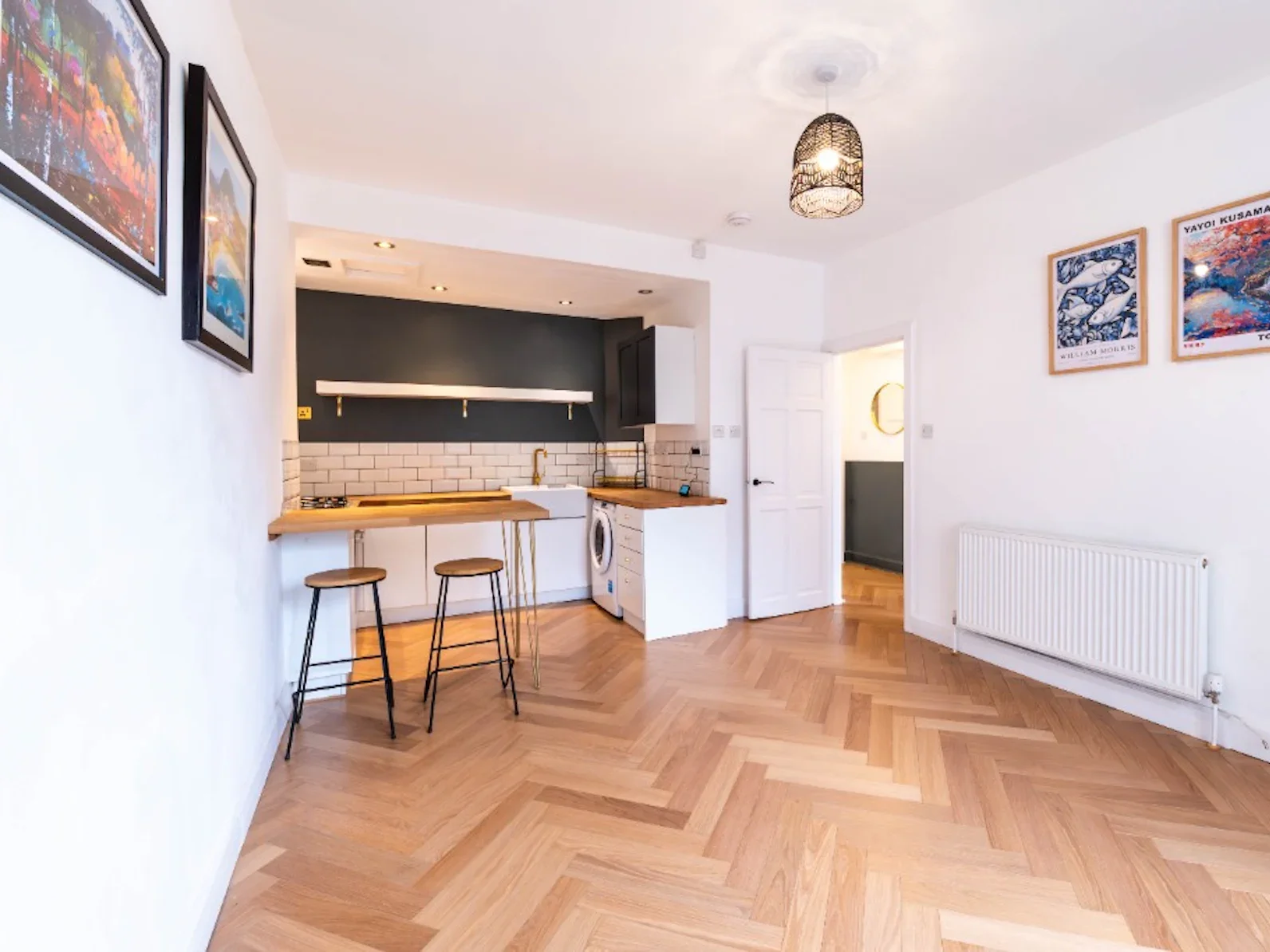 Flat Lyne Street in Edinburgh