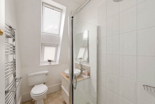 Room Fulham Park Gardens in Greater London