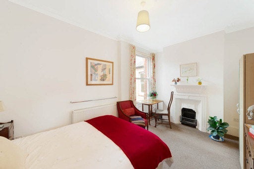 Room Fulham Park Gardens in Greater London