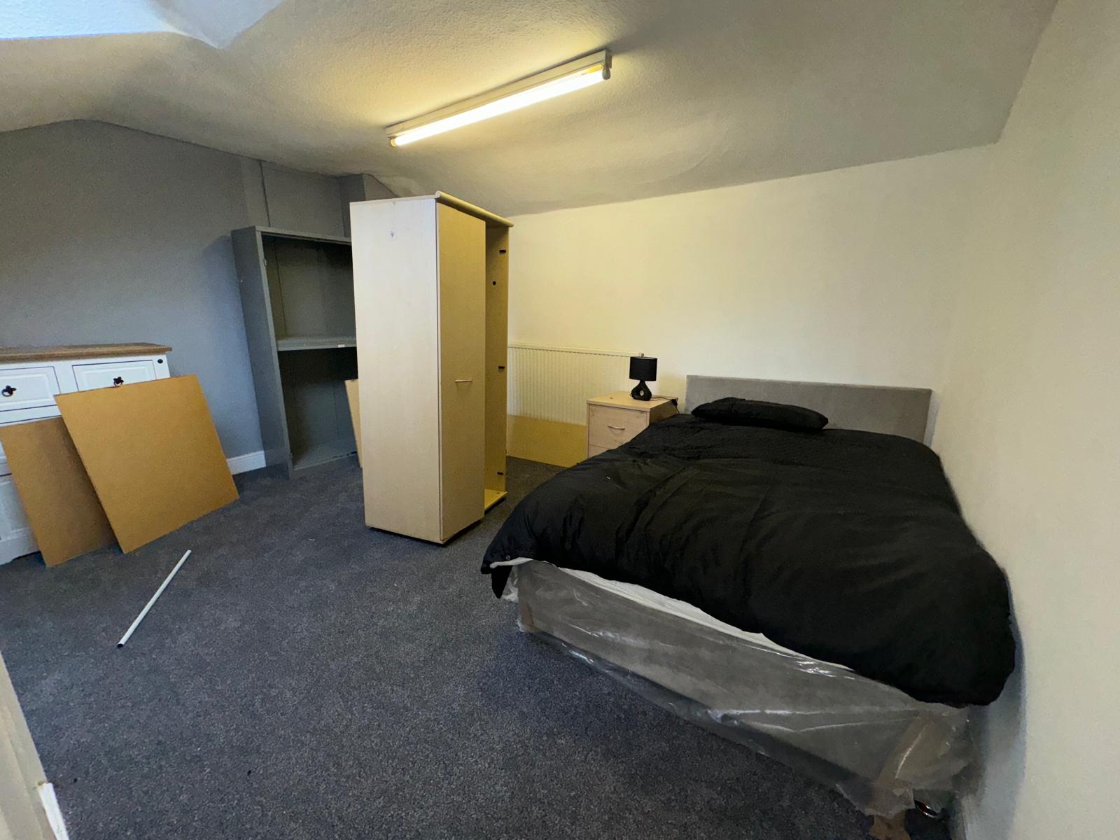 Flat John William Street in Salford