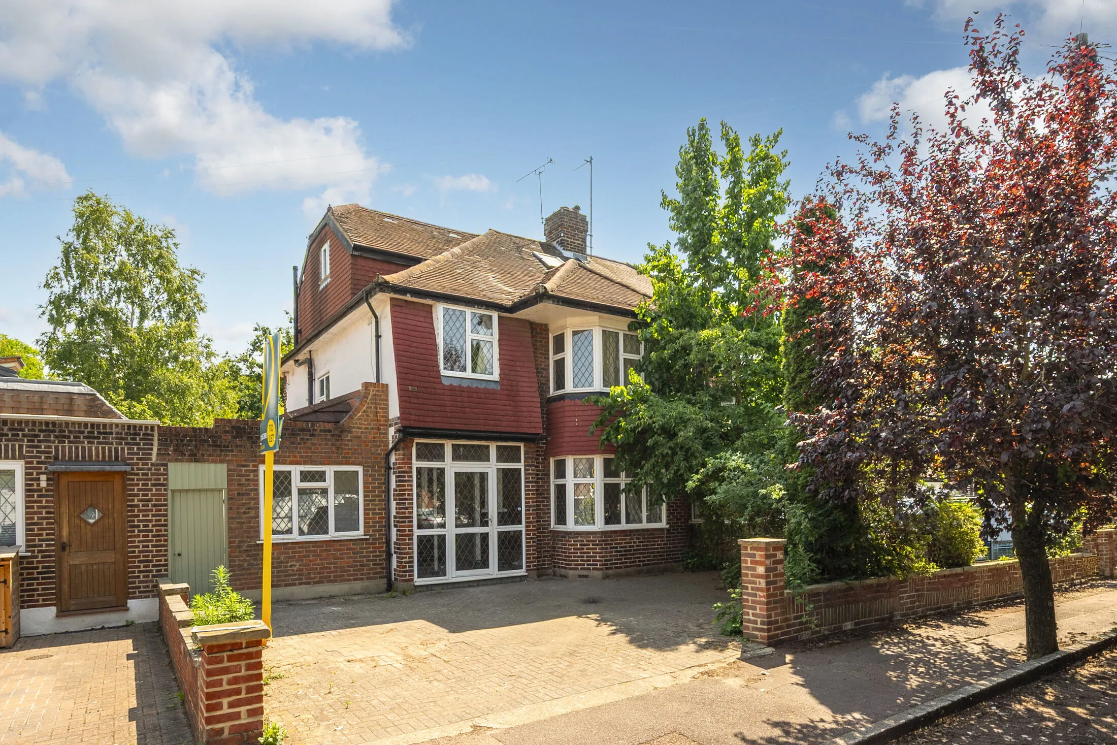 House Beverley Avenue in Greater London