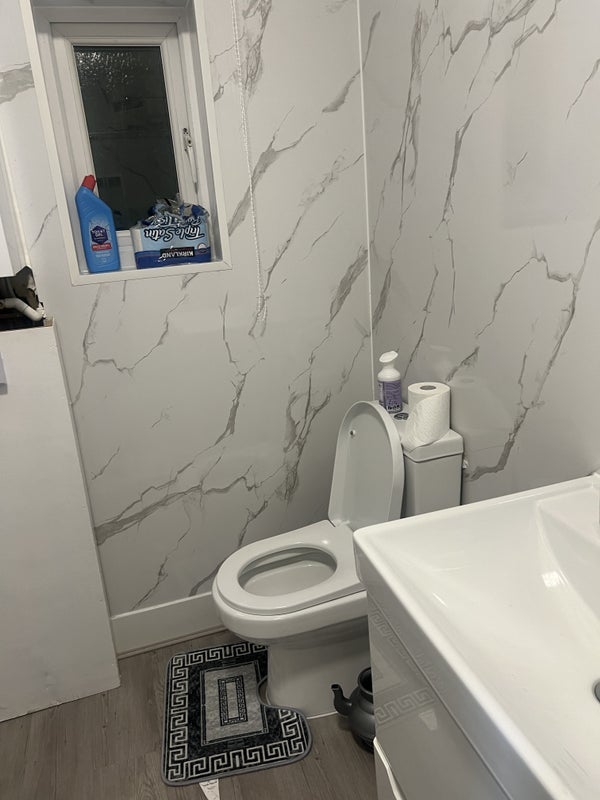 Room Springfield Road in Greater London