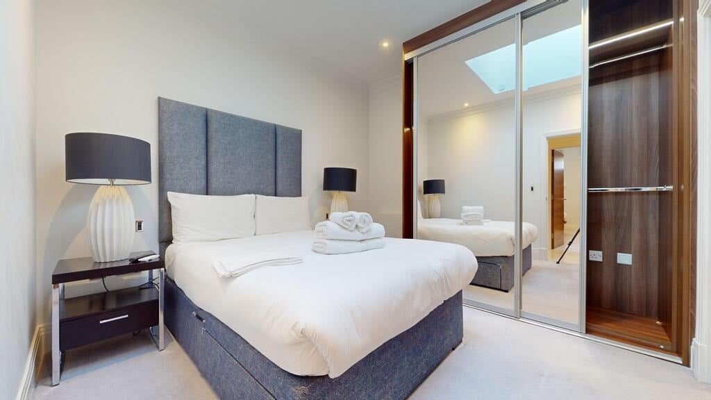 Flat Rainville Road in Greater London