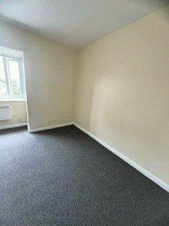 Flat Uxbridge Road in Greater London