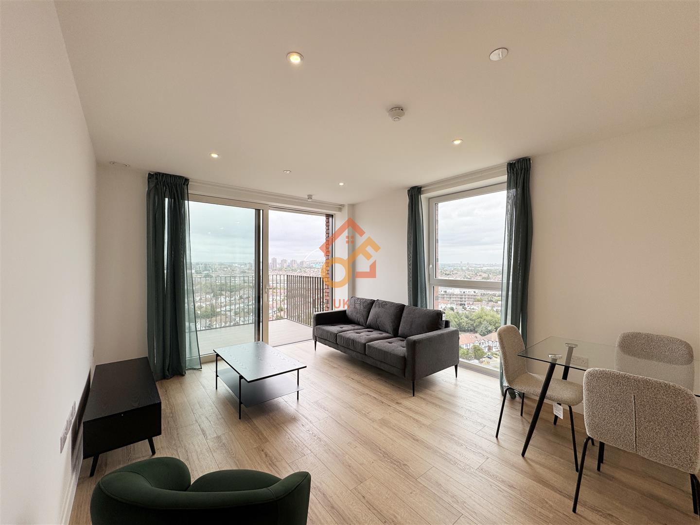 Flat Ash Walk in London