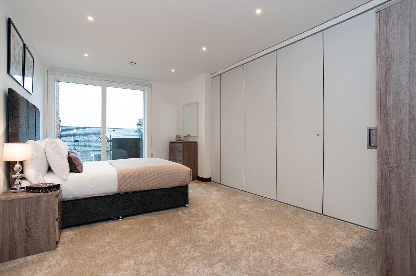 Flat Maygrove Road in Greater London