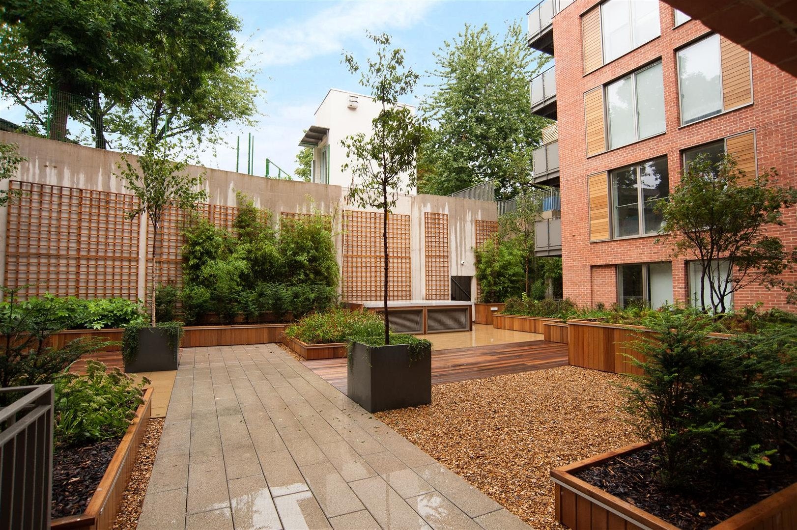 Flat Maygrove Road in Greater London