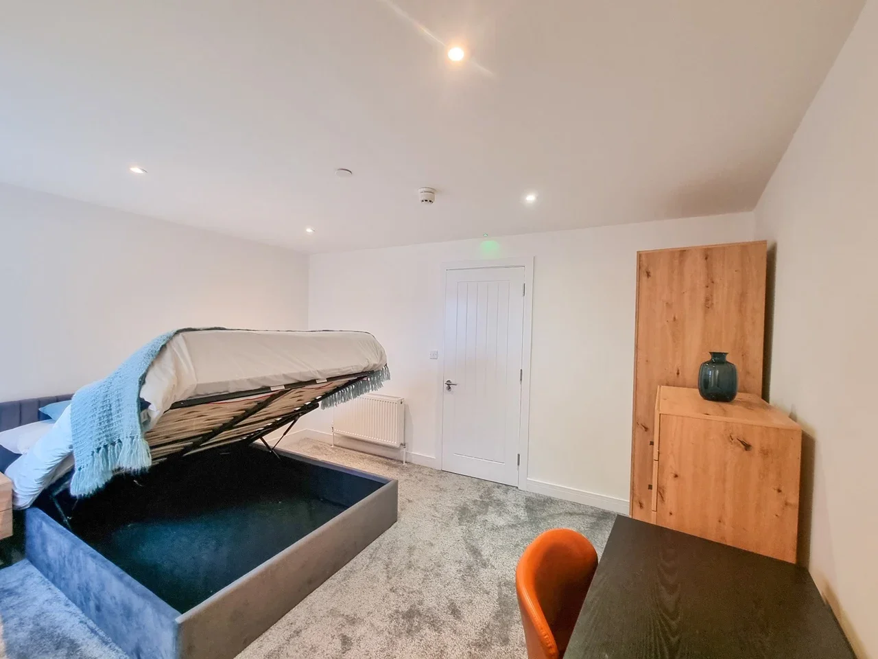 Room West Street in Bristol