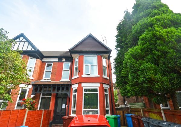 Flat Northen Grove in Manchester