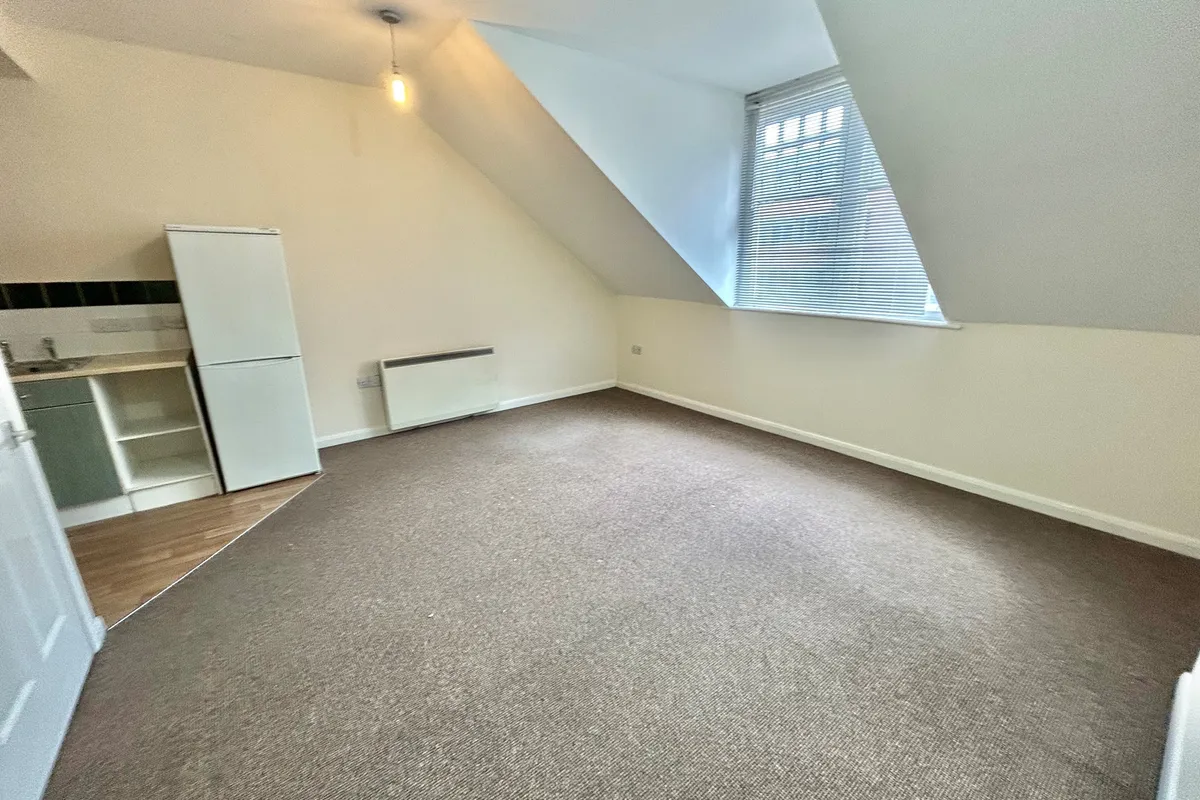 Flat Derby Road in Nottingham