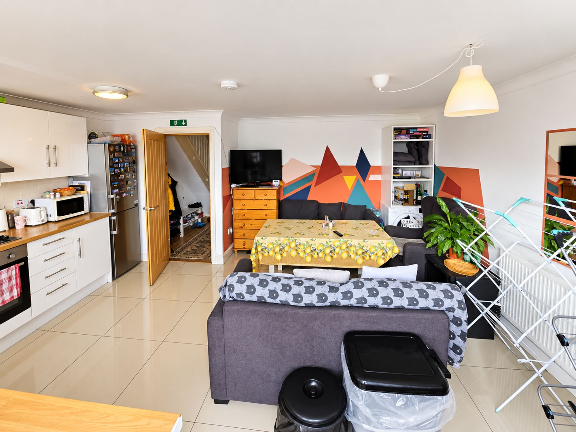 Room Raglan Road in Greater London