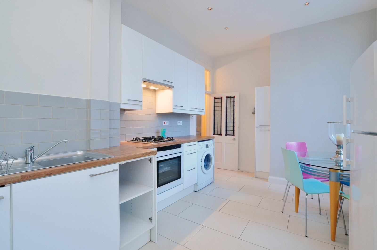 Flat Stamford Brook Avenue in Greater London