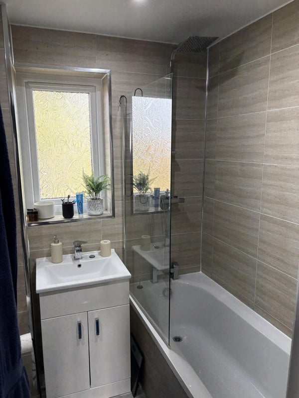 Room Shibdon Park View in Blaydon on Tyne