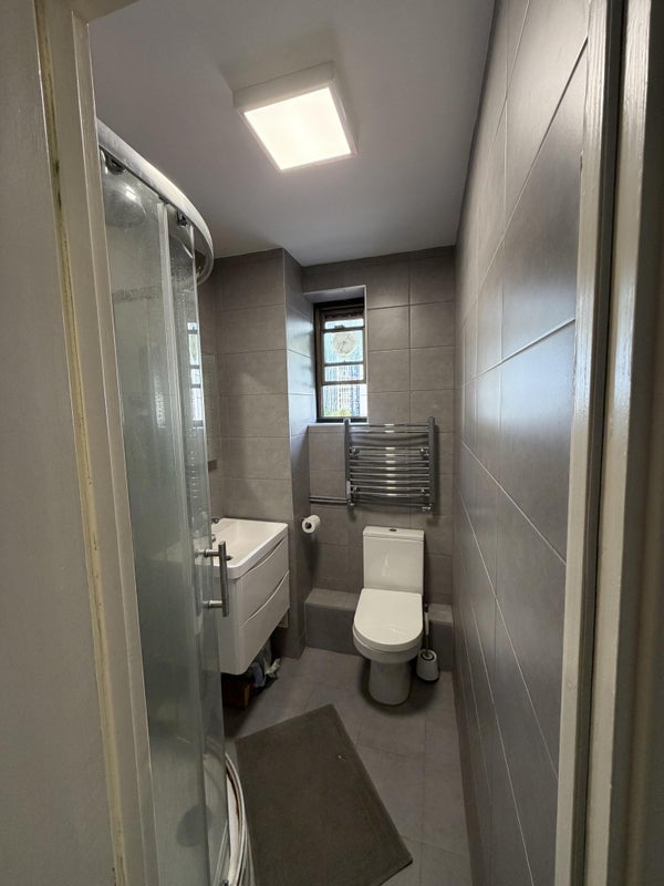 Room Nine Elms Lane in Greater London