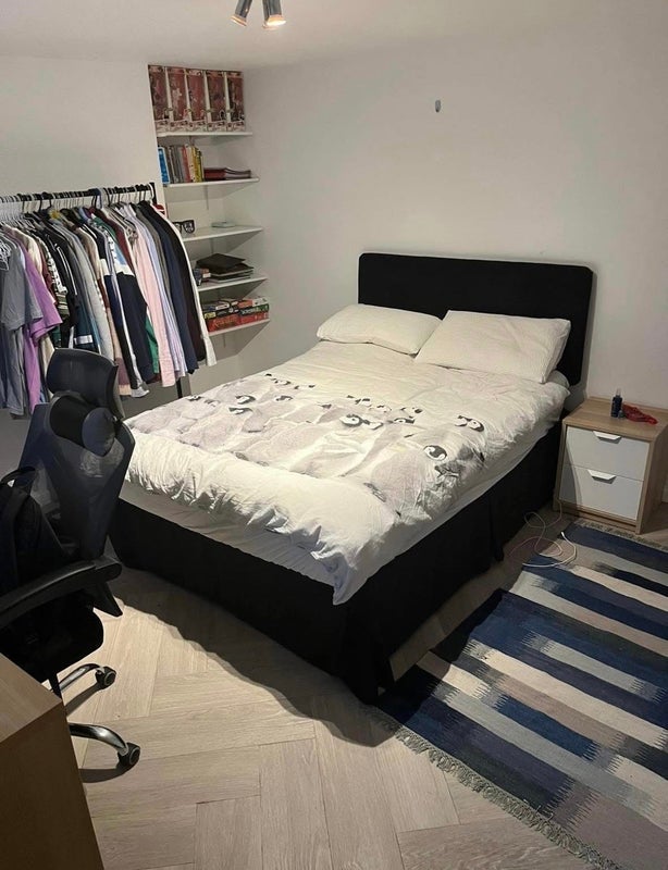 Room Kennington Park Place in Greater London