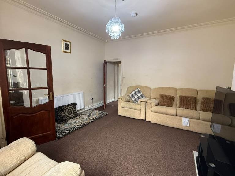 House Fieldhead Street in Bradford