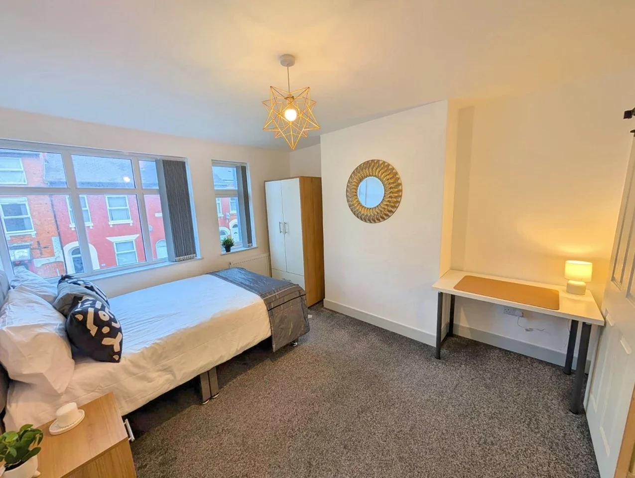 Room Edgbaston Road in Birmingham