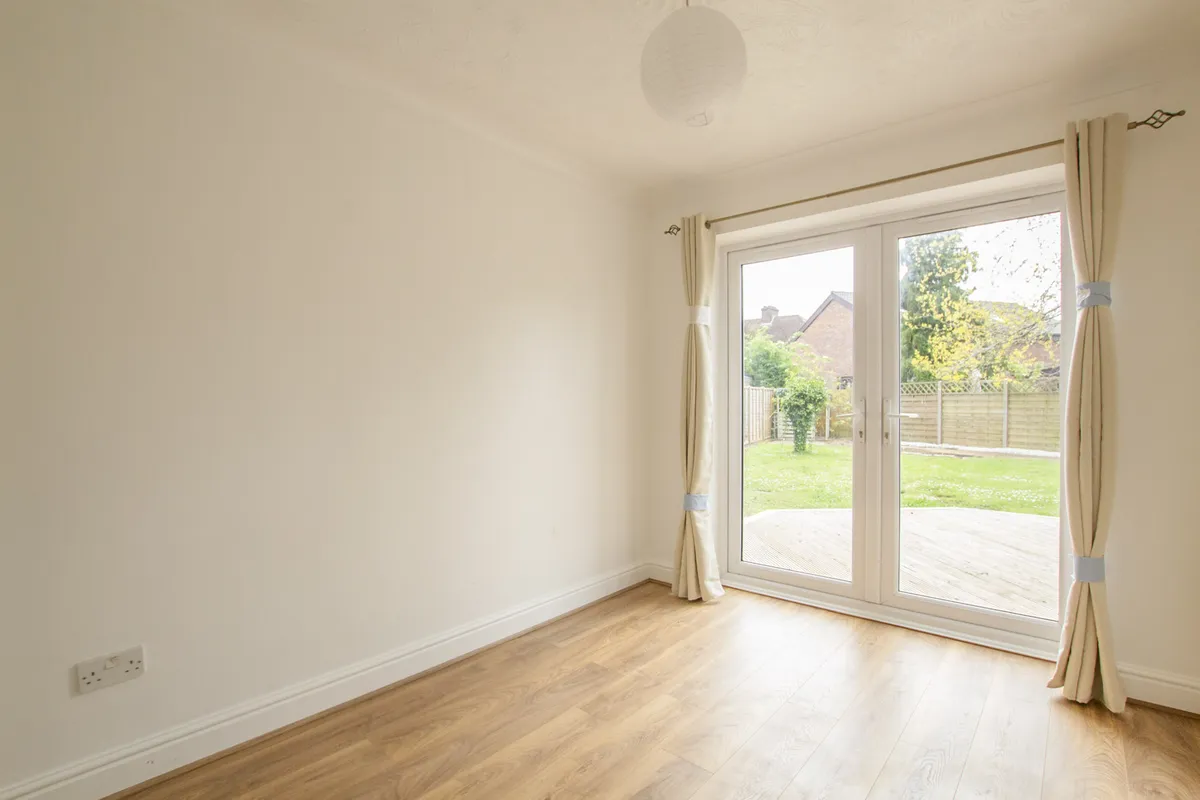 House Huntsmill in South Cambridgeshire