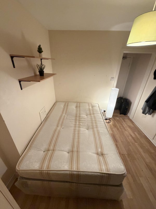 Room Chalton Street in Greater London