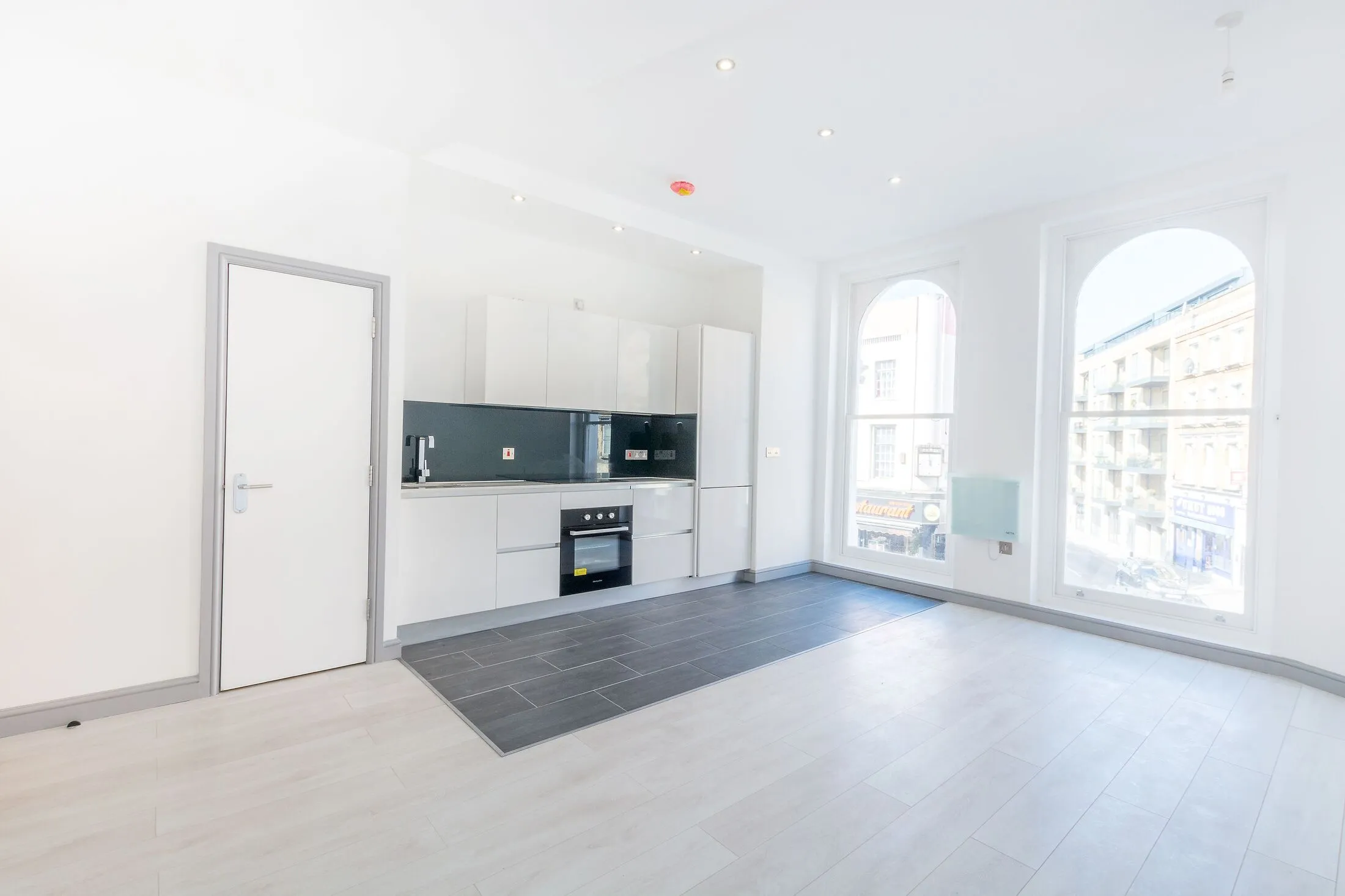 Flat Kingsland High Street in Greater London