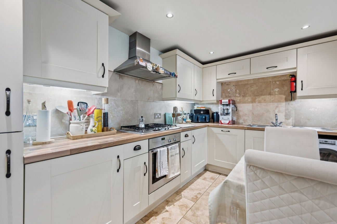 Flat Matlock Green in Derbyshire Dales