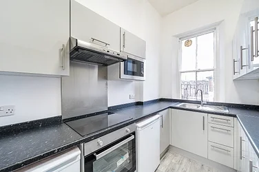 Room Blessington Road in Greater London