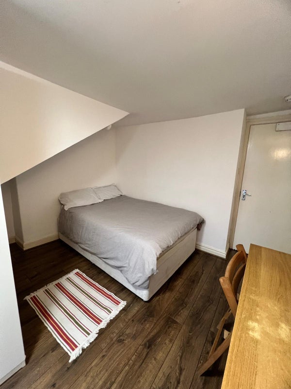 Room Peel Street in Sunderland