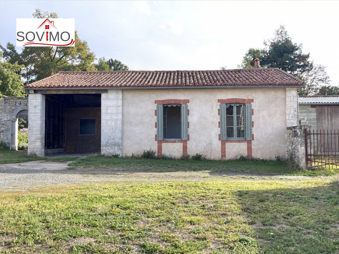 Maison D 166 à Terres-de-Haute-Charente