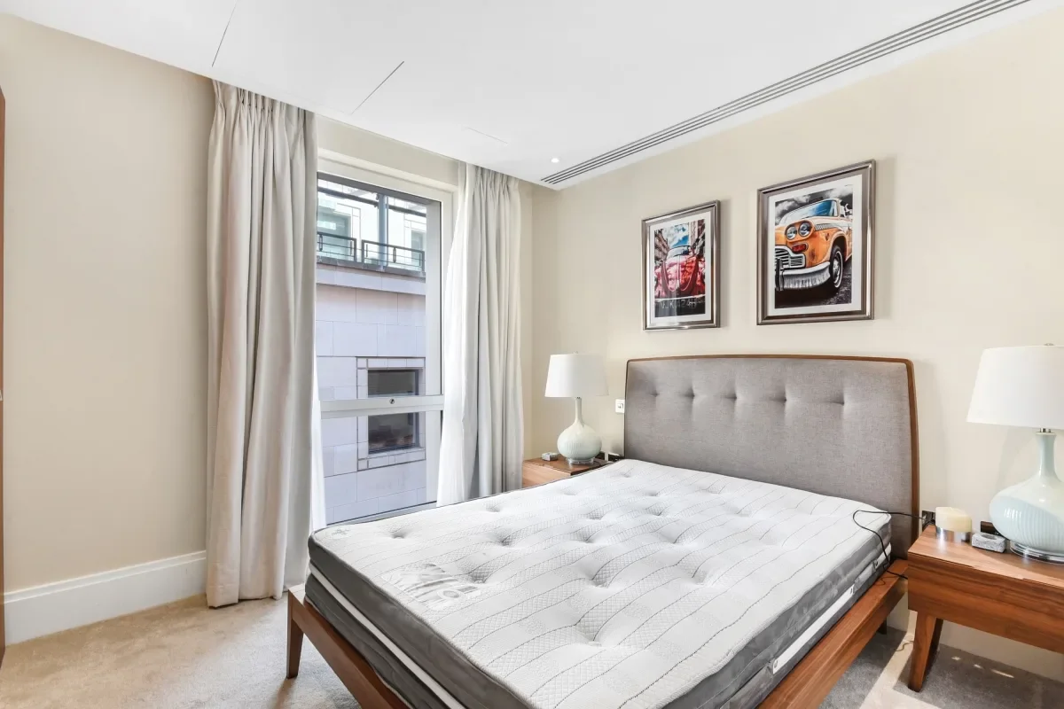 Flat Arundel Street in City of Westminster